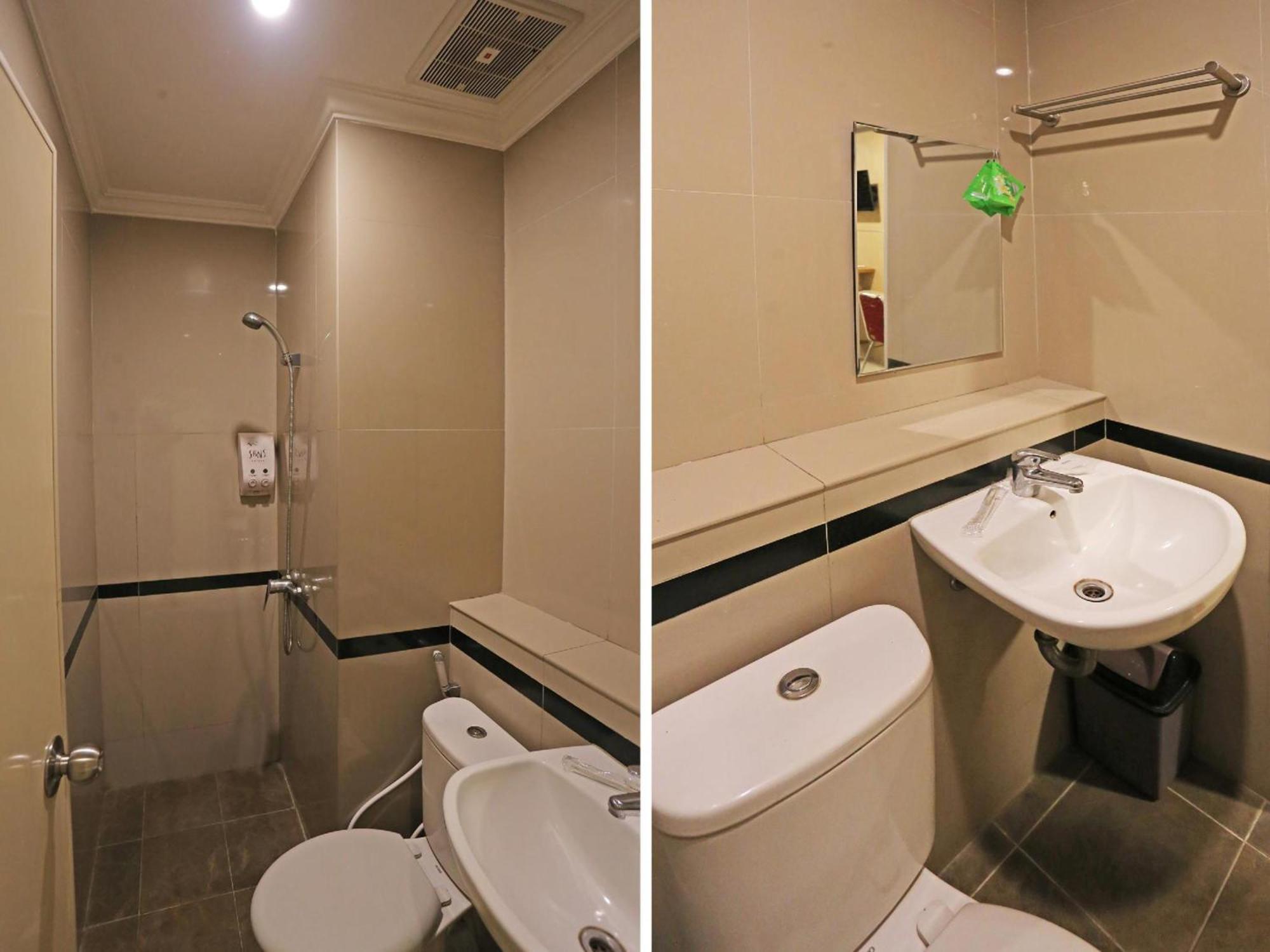 Super Oyo Townhouse Oak Hotel Fiducia 설퐁 외부 사진