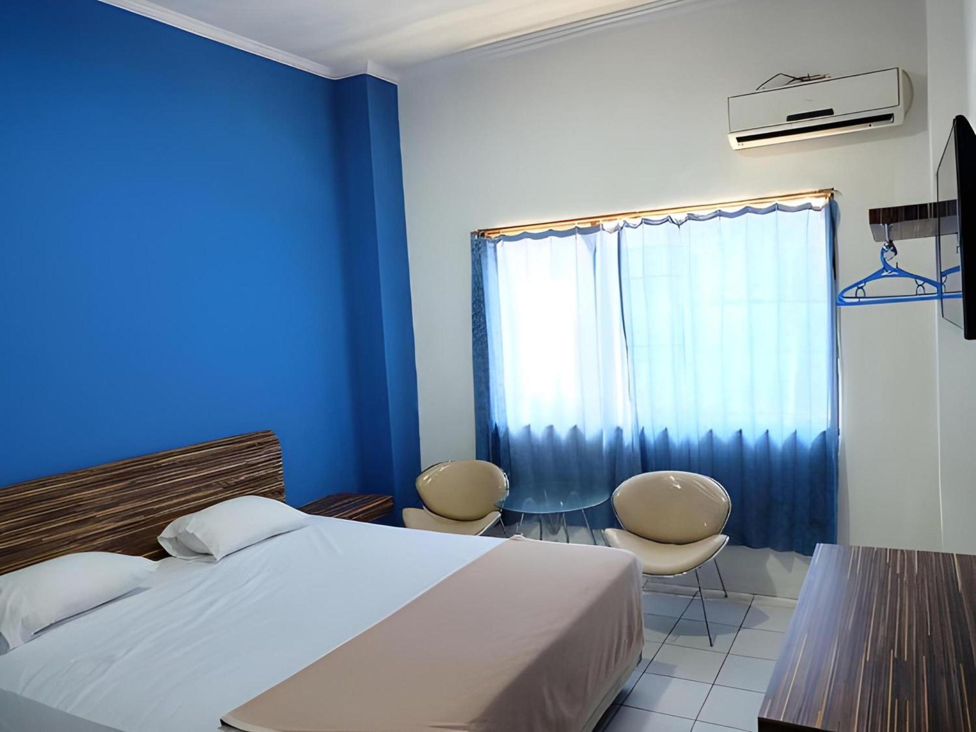 Super Oyo Townhouse Oak Hotel Fiducia 설퐁 외부 사진